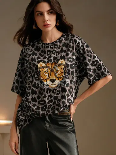 [sz2409024450470167] Camiseta cuello redondo con decoración de remaches con estampado de leopardo